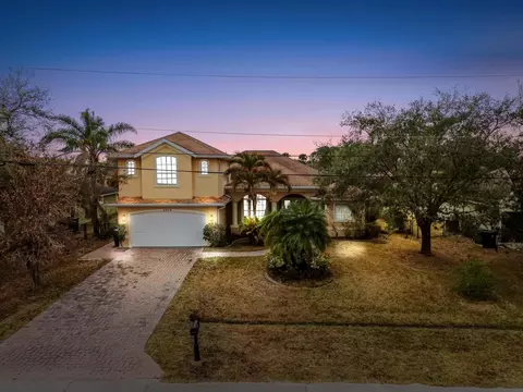 2334 SW Webster Ln, Port Saint Lucie, FL 34953