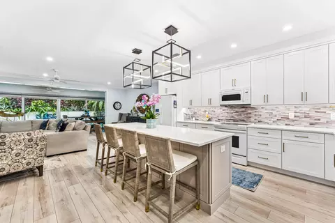 1278 George Bush Blvd, Delray Beach, FL 33483