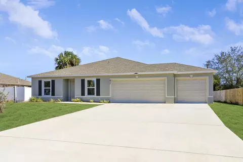 411 SW Doreen St, Port Saint Lucie, FL 34983