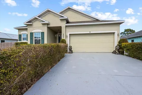 555 SW Halibut Ave, Port Saint Lucie, FL 34953