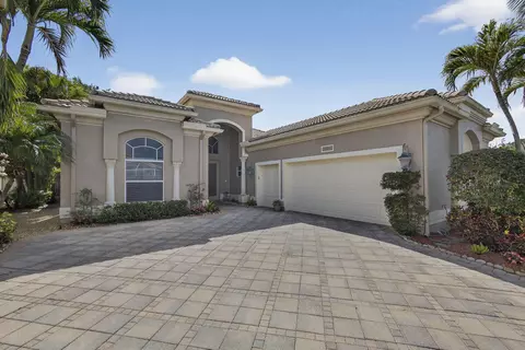 10842 Greenbriar Villa Dr, Lake Worth, FL 33449