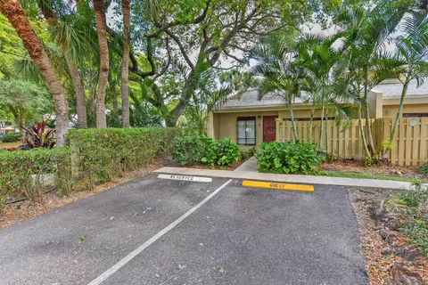 1400 NW 9th Ave #B-8, Boca Raton, FL 33486