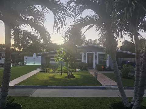 621 SW 56th Ave, Margate, FL 33068