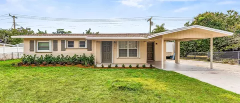2691 Rockcrest Ct, West Palm Beach, FL 33415