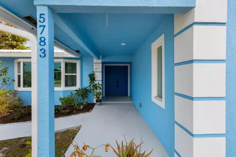 5783 SE Mercedes Ave, Stuart, FL 34997