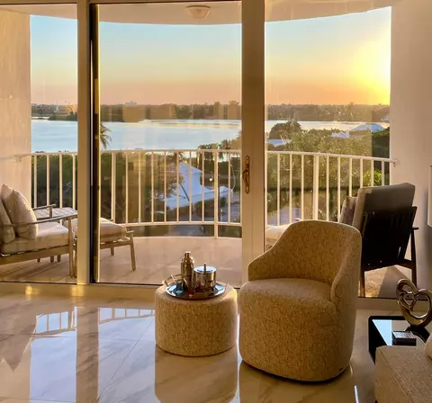 2295 S Ocean Blvd #714, Palm Beach, FL 33480