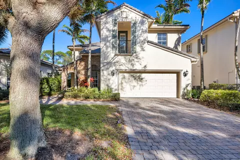 957 Mill Creek Dr, Palm Beach Gardens, FL 33410