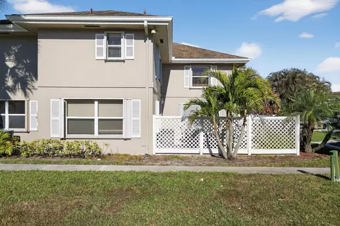 3325 SW Sunset Trace Cir, Palm City, FL 34990