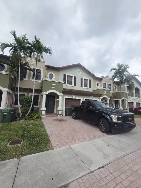 636 NE 35th Ave, Homestead, FL 33033