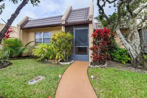 107 Lake Terry Dr, West Palm Beach, FL 33411