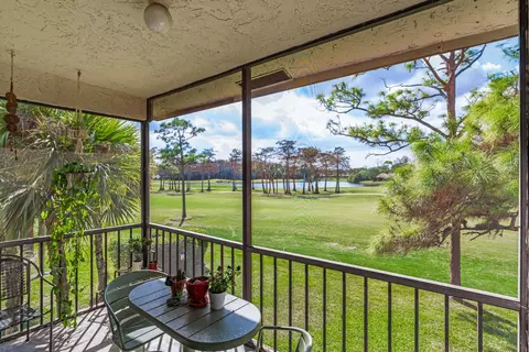 21766 Cypress Dr #20B, Boca Raton, FL 33433