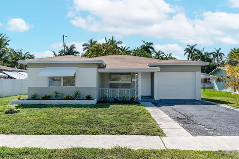 606 N 31st Ct, Hollywood, FL 33021