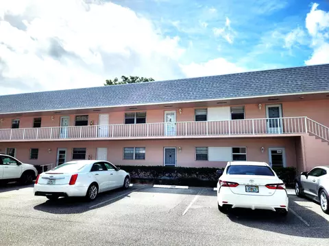 18081 SE Country Club Dr #259, Tequesta, FL 33469