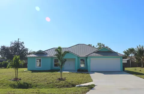 4947 NW Flintstone Ave, Port Saint Lucie, FL 34983