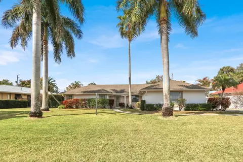 36 SE Saddleback Rd, Jupiter, FL 33469