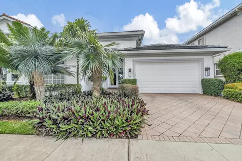 4114 NW Briarcliff Cir, Boca Raton, FL 33496