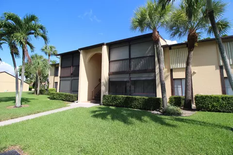805 Sky Pine Way #A2, Greenacres, FL 33415