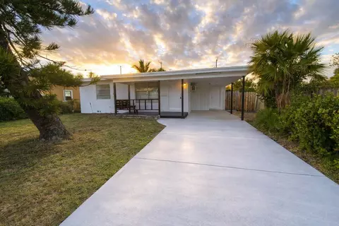1103 S F St, Lake Worth Beach, FL 33460