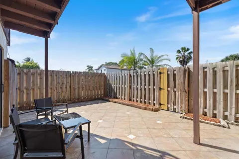 2966 Kirk Rd, Lake Worth, FL 33461