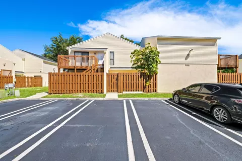 631 Executive Center Dr #K104, West Palm Beach, FL 33401