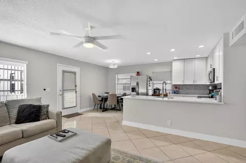805 Flanders Q #805, Delray Beach, FL 33484