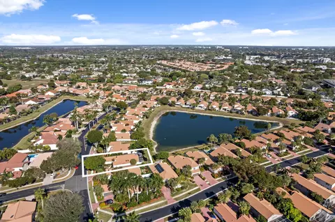 22594 Esplanada Dr, Boca Raton, FL 33433