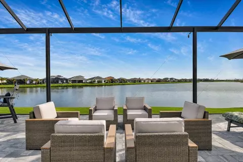 8515 SW Cantante Way, Port Saint Lucie, FL 34987