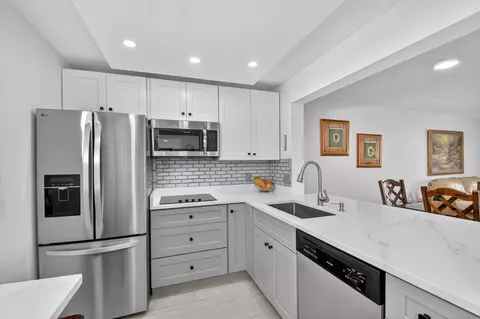 2615 NE 3rd Ct #1060, Boynton Beach, FL 33435