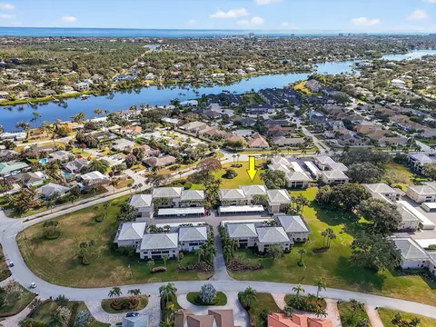 4 SE Turtle Crk #B, Jupiter, FL 33469