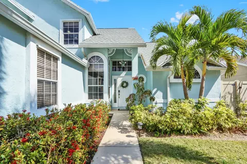 1575 Windship Cir, Wellington, FL 33414