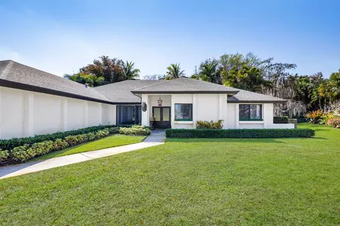 1495 Wood Dale Ter, Wellington, FL 33414