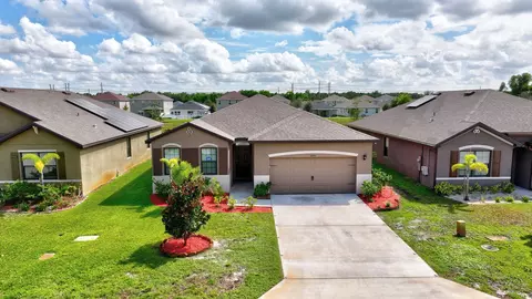 6343 NW Regent St, Port Saint Lucie, FL 34983