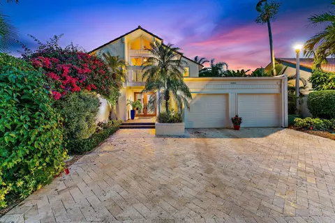 105 Albacore Ln, Jupiter, FL 33477