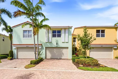 4853 NW 16th Ter, Boca Raton, FL 33431