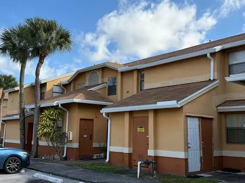 2511 NW 56th Ave #11-25, Lauderhill, FL 33313