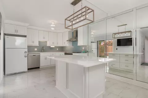 3900 County Line Rd #6A, Tequesta, FL 33469