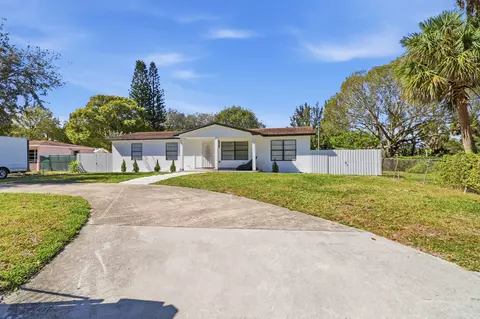 695 Dixie Ln, West Palm Beach, FL 33415