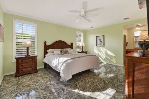 Bedroom - 154 Jupiter Key Rd, Jupiter, FL 33477 photo 1 of 7