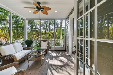 Exterior - 154 Jupiter Key Rd, Jupiter, FL 33477 photo 4 of 12