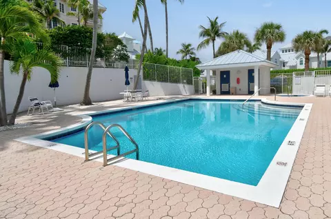 Exterior - 154 Jupiter Key Rd, Jupiter, FL 33477 photo 8 of 12