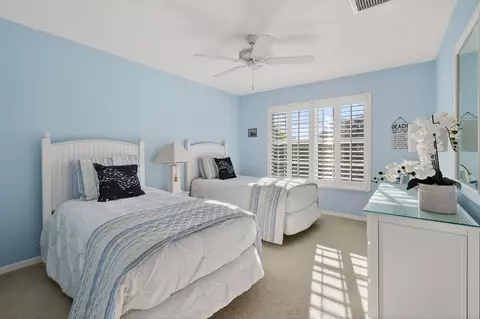 Bedroom - 154 Jupiter Key Rd, Jupiter, FL 33477 photo 6 of 7