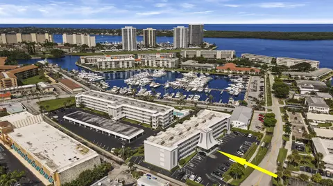 155 Yacht Club Dr #308, North Palm Beach, FL 33408