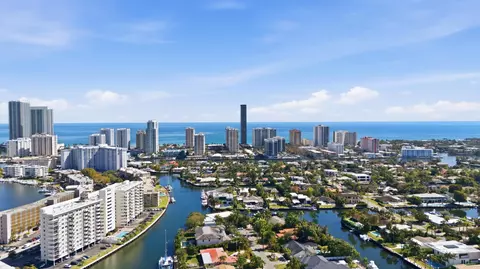 401 Golden Isles Dr #1009, Hallandale Beach, FL 33009
