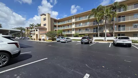 5777 Gemstone Ct #207, Boynton Beach, FL 33437