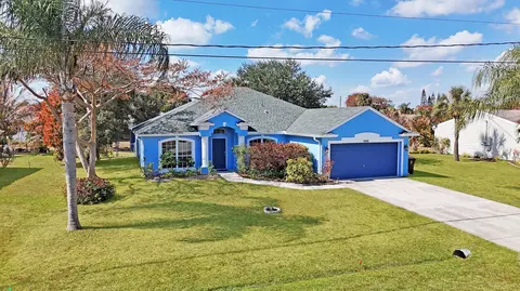 1958 SE Mandrake Cir, Port Saint Lucie, FL 34952