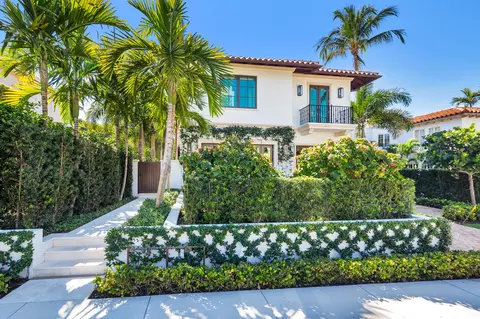218 Everglade Ave, Palm Beach, FL 33480