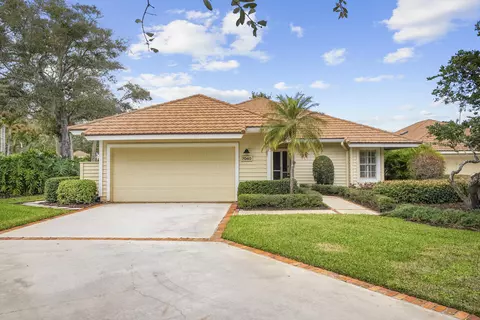 7040 SE Winged Foot Dr, Stuart, FL 34997