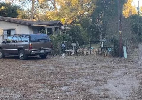 15137 NE 141st St, Fort Mc Coy, FL 32134