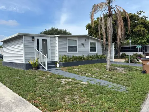 402 NW Nw 50th Ct NW, Deerfield Beach, FL 33064