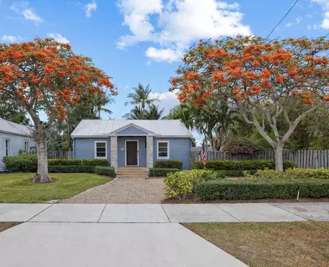 304 SE 4th Ave, Delray Beach, FL 33483